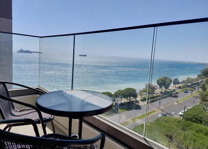 Seafront Center * Limisso